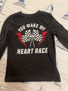 Old Navy Kids Dark Gray Long Sleeve 'You Make My Heart Race' Graphic Tee